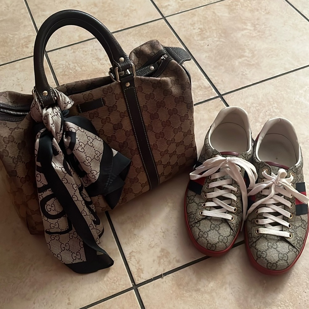 shoes scarf and purse shoes and bag authentic not the scarf bought from here